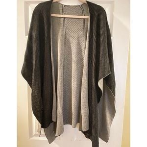 SOLD Lululemon Reversible Mandala Wrap
